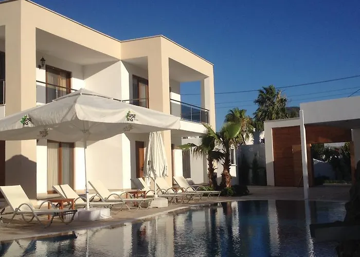 Aybey Apart 3*