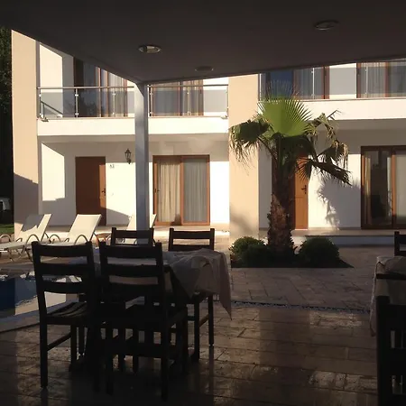 Aybey Apart 3* גולטורקבוקו